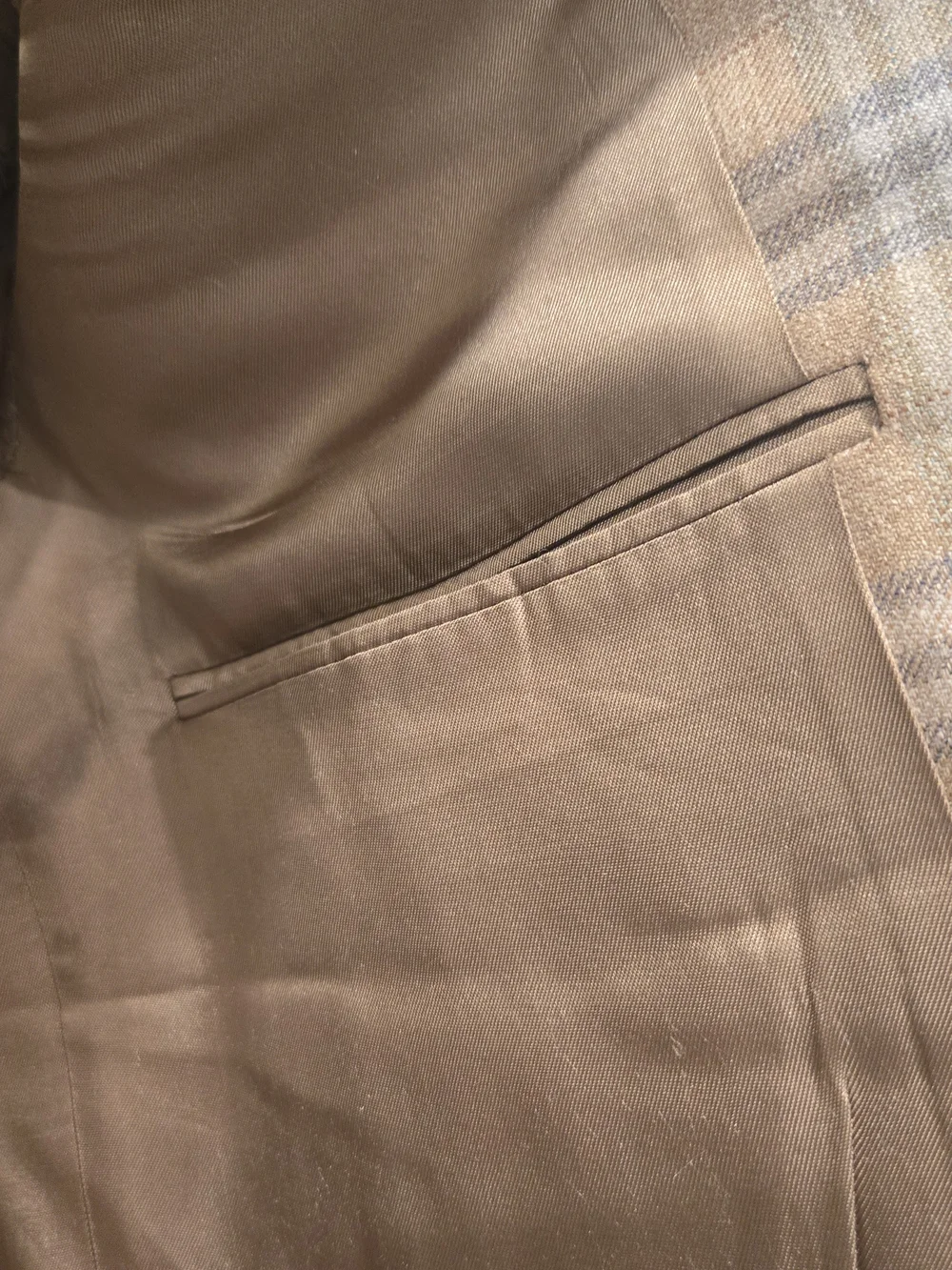 Men's Burberry Tan Plaid Blazer - Classic Tailored Style
